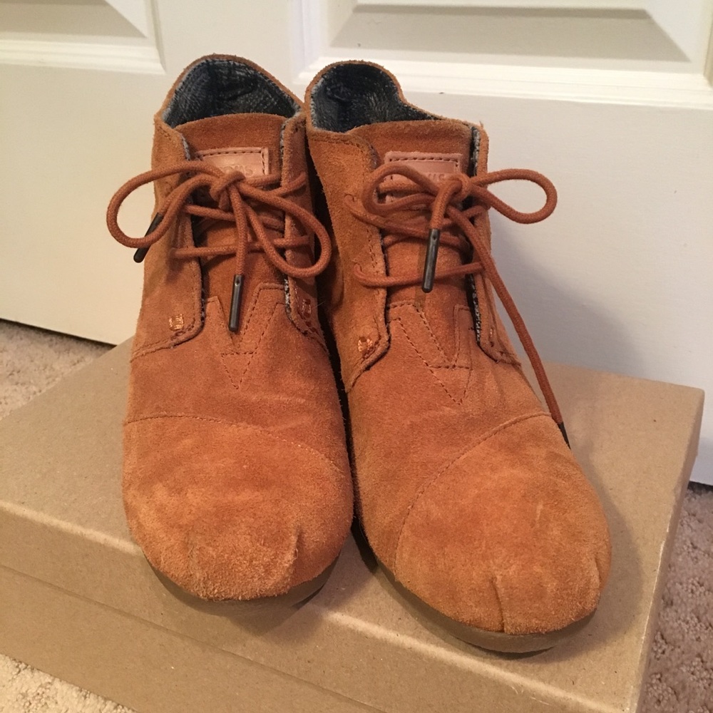 Suede Wedges by Toms